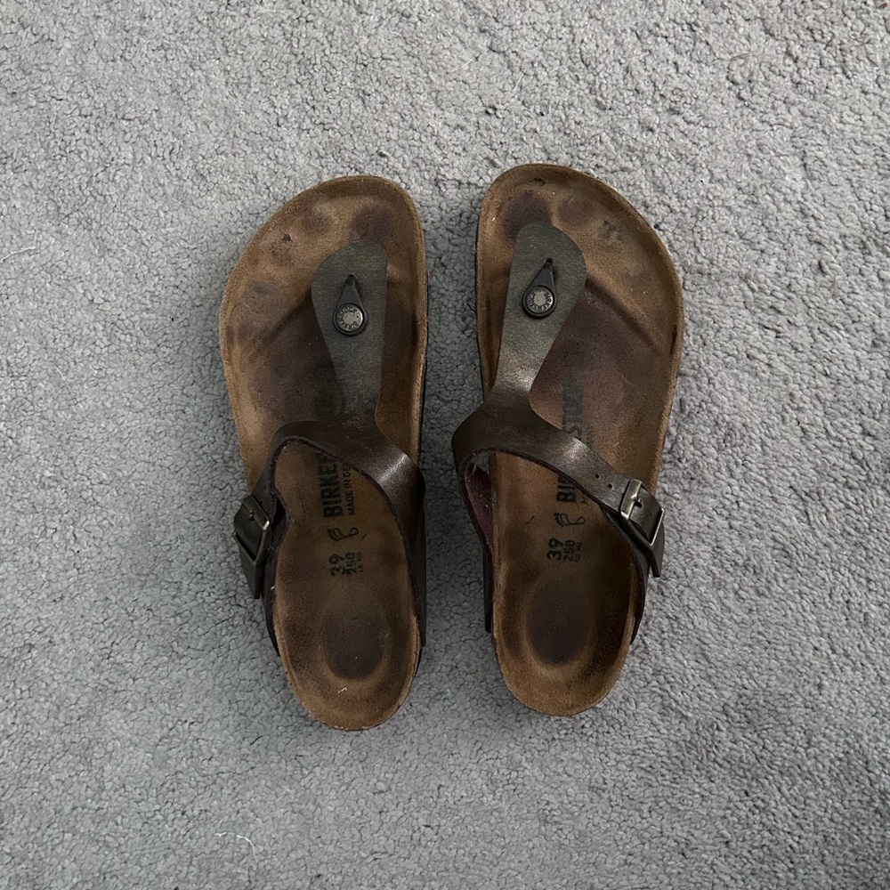 Birkenstocks Thong sandal — Gizeh Brown Leather